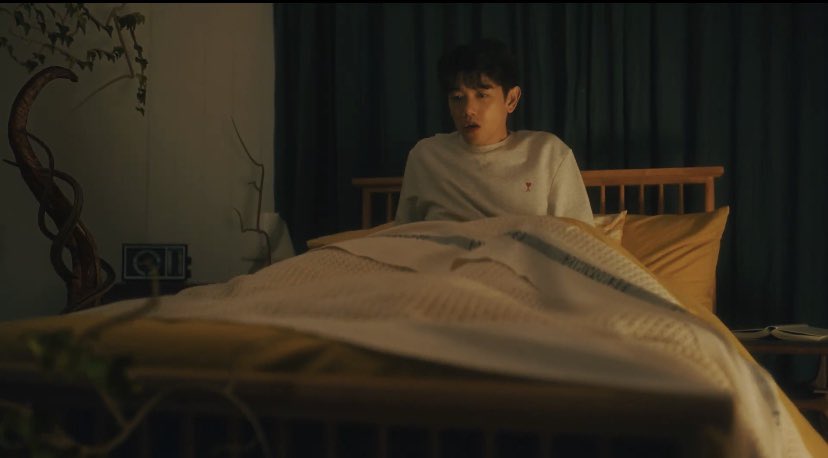hen01dery's tweet photo. I am very proud of Eric. You can see how much heart he put into preparing everything. It only makes me believe that Eric is the best person I have ever met in my life and I swear to support him,because he deserves it 🥺💗

#ParadiseWithEricNam #TheOtherSide #EricNam https://t.co/qDIq86VYLM