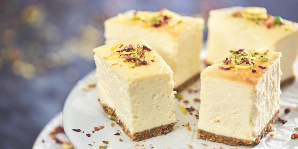 creedfs's tweet photo. It's National Cheesecake Day!
A great, light dessert perfect for the summer months. Our selection of @countryrangeuk cheesecakes arrive pre-portioned and ideal as an eat-in or takeaway solution.
Our full range: https://t.co/uYLBaPv6dq
#nationalcheesecakeday #countryrange https://t.co/WQuGTpUnVH