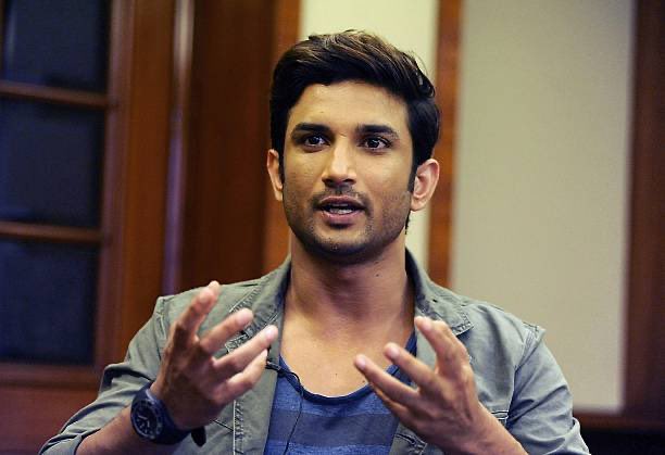 _whatsinthenews's tweet photo. Sushant Singh Rajput's family files caveat in Supreme Court after Rhea Chakraborty's petition to transfer investigation #SushantProbeFiles #SushantSinghRajputCase #SushantSinghRajput #RheaChakraborthy https://t.co/hzhI1fEwBl