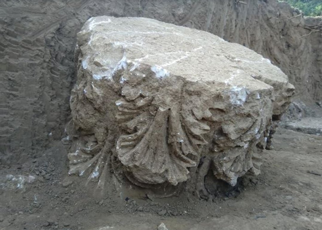 طبعًا ما رح إدخل بكل تفاصيل المخالفات الثقافية والأثرية والبيئية لمشروع  #سد_بسري لأن بدو ثريد لوحدهواضح وضوح الشمس تغيير الإصطفافات عندما بتلتقي المصالح السياسية، من التيار ومن غيروالآثار الرومانية والجسور والأشجار المعمّرة شاهدة على الجرائم وخير دليل على المجازر يلي رح ترتكب