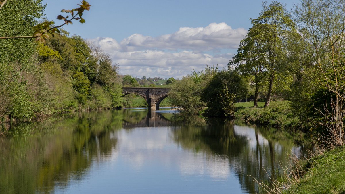 KeithDrv's tweet photo. @Lightroom Brungerley Bridge, River Ribble.  England https://t.co/9eSRjqrT54