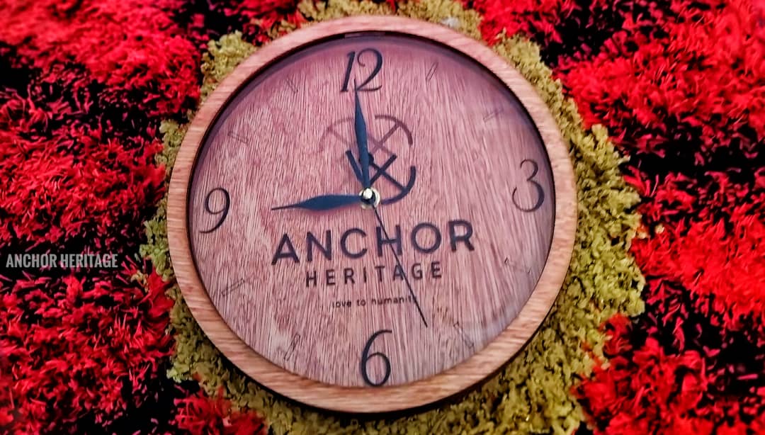 anchorheritage's tweet photo. The bad news is that time waits for no man but the good news is that you have the control in your hands. Let's strive to make every moment count as we enjoy the holiday. #CalmDown #Strategise #BePositive #StopProcastination #SayNoToCrime #PrisonDecongestion #AHITips https://t.co/agcmGvBlKe