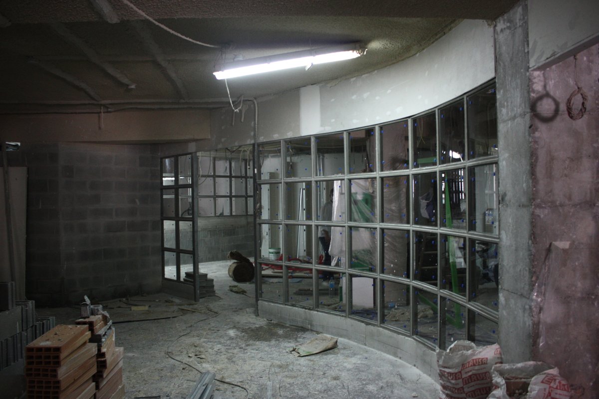 ProyectosMB2's tweet image. Work in progress… 

Muy ilusionados con la ejecución de las obras de la nueva sede corporativa de la @FundacioEM , proyecto redactado por MiAS Architects.

#designbuild #construcción #diseño