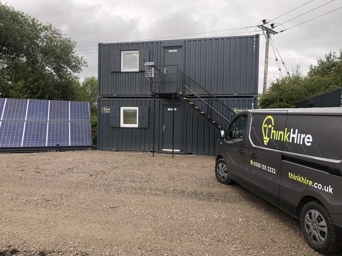 SelectequipLtd's tweet photo. Leading the way for safety on access point stairs!

We are proudly working in partnership with #ThinkHire to provide solar access point lighting for their rail client. 

Click here to see how you can save money and reduce carbon with #Luxsolis: https://t.co/zahKf9ahYX
#Solar #PIR https://t.co/Fw2JtPw5s1