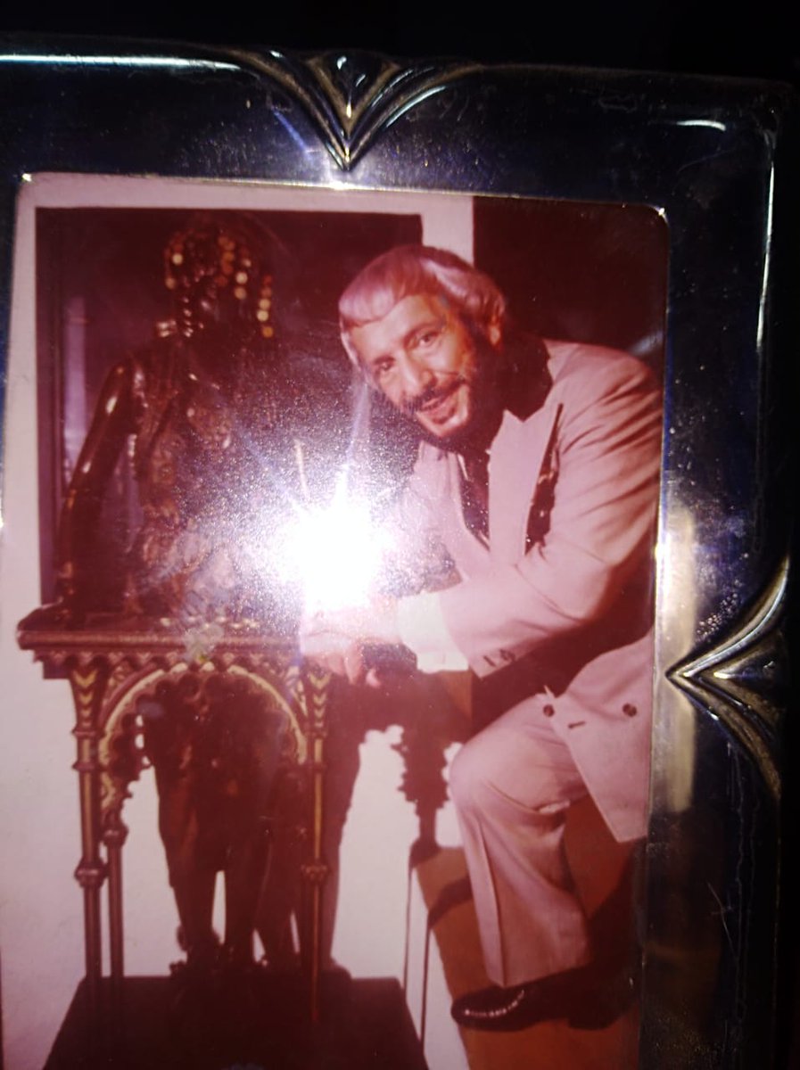 El  unico  e  inigualable.