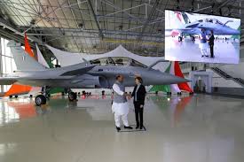 Read this if you want to know what and why Congress makes baseless and false accusation over the Rafale Deal.Rahul Gandhi question:a) Why was bankrupt Anil Ambani given a ₹30,000 Crores contract instead of Hindustan Aeronautics Limited (HAL) #RafaleInIndia  #RafaleJets