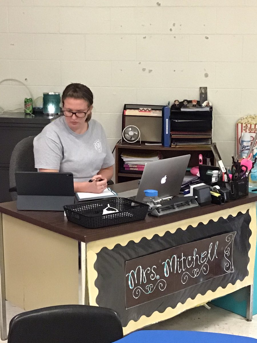 EaglesSouthwest's tweet image. It’s Virtual Pre-Pipeline Day in Fayette County. @FCPSchoolsTN @Supt_DrConnie #schoolwidepd #takegoodnotes