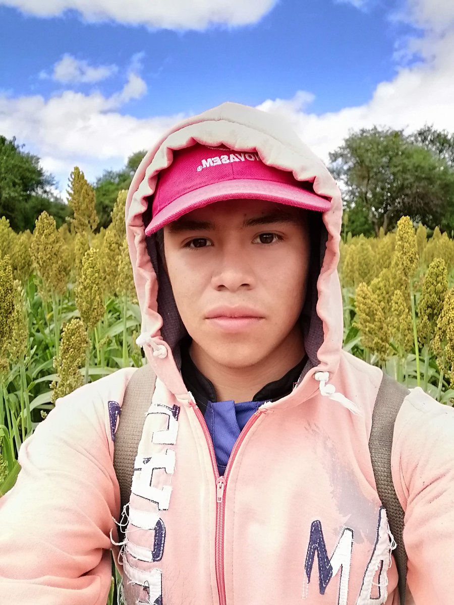 CesarLoTa's tweet image. Ayer me tundieron con todo los proAMLO, dicen que no tengo cara de campesino, que me hago mártir y que soy un bot, solo digo lo que pienso. Aquí les muestro que si soy gente de campo y me gusta serlo, los invito cuando gusten venir al rancho.