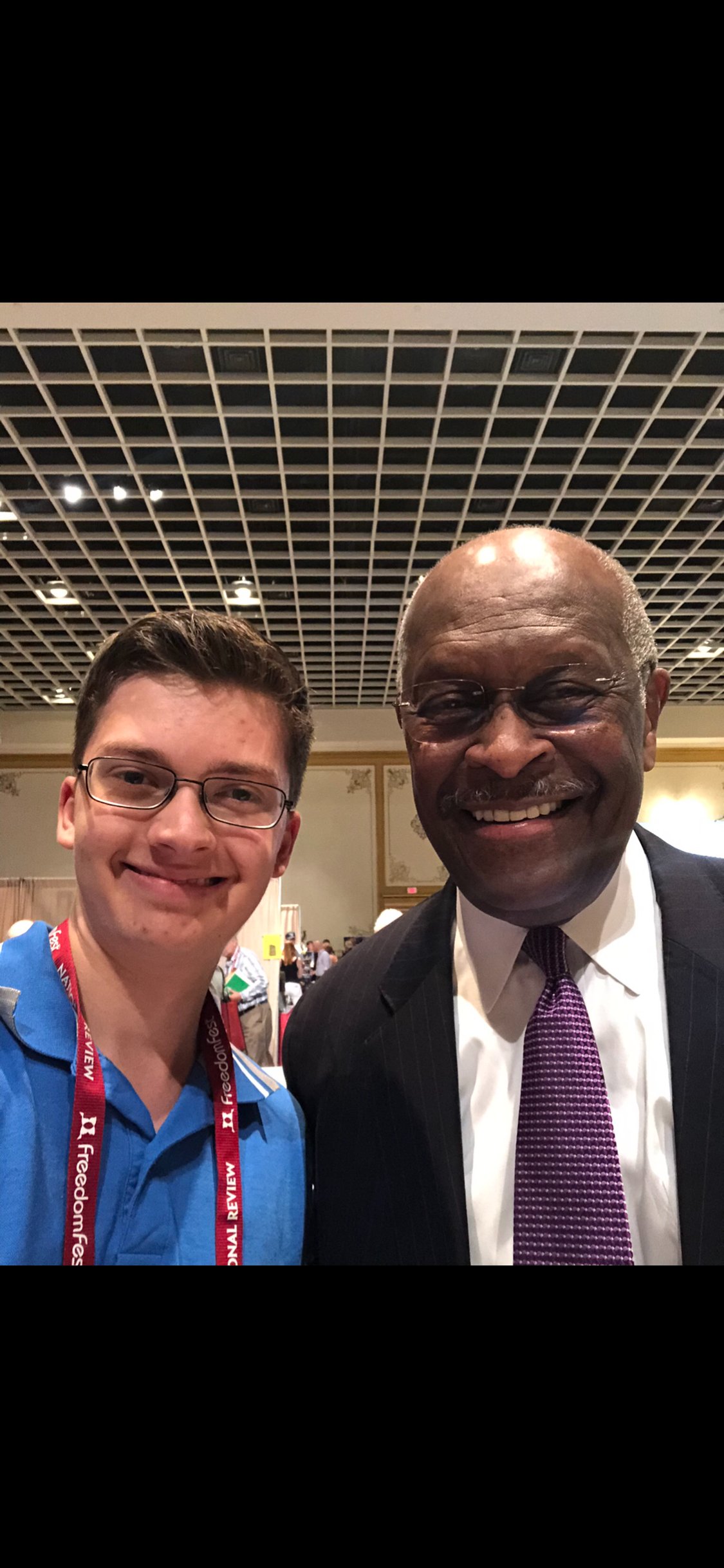 Peter Schiff on X: "My condolences to the Cain Family. #HermanCain was an  exceptional man. Though I didn't know him well I always enjoyed our  encounters, such as the one pictured here