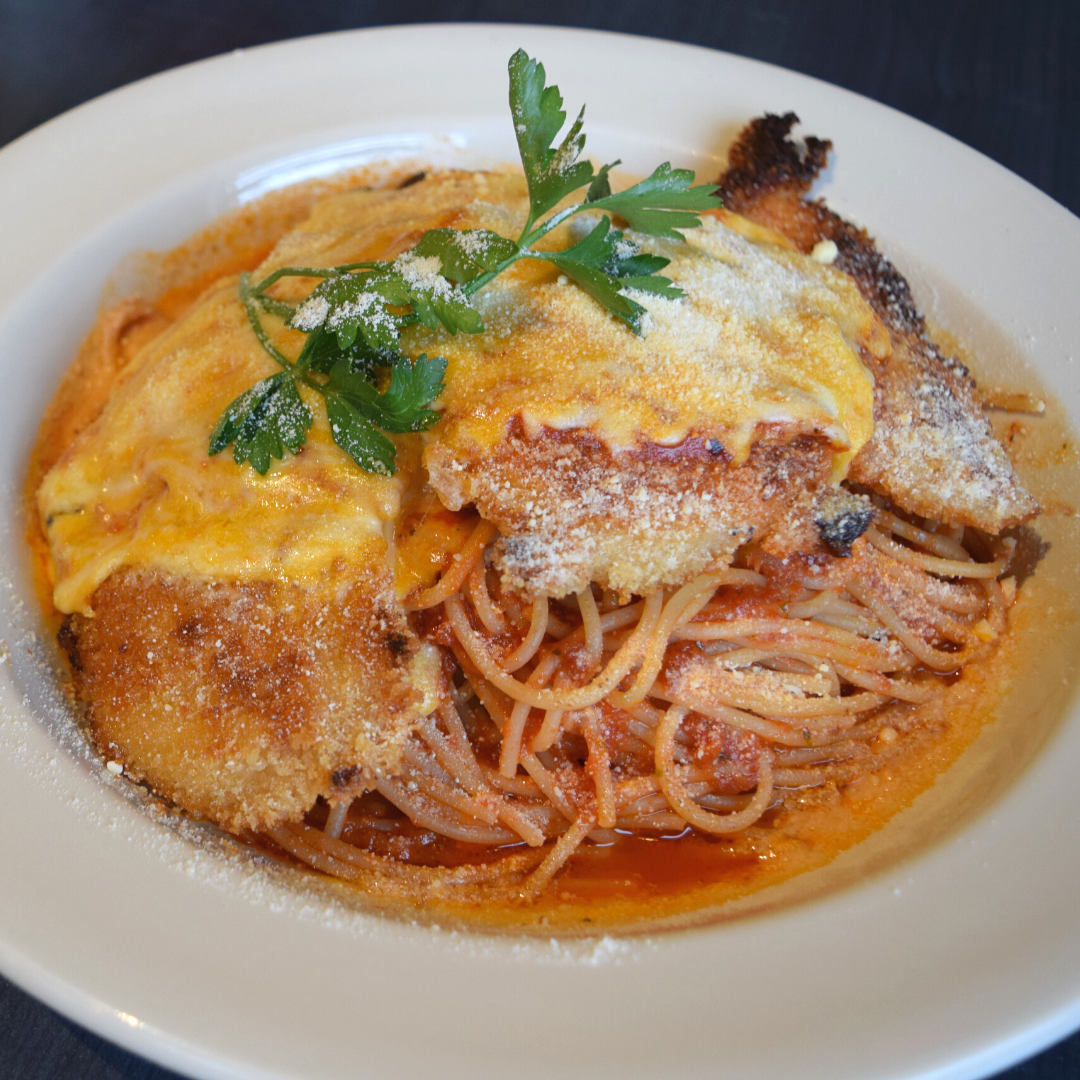 MosFamilyRestaurant tweet media