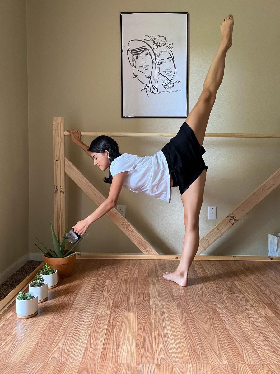 BalletSA's tweet photo. "My plants are like my pets, I try to really take care of them. I water them every two weeks on Thursdays while adding a little dancing to make it more fun!" - Alexa
#lifewithBSA #BSAdancers #balletsanantonio #balletsa #resilient #plantmom https://t.co/E7ghddx0Xb