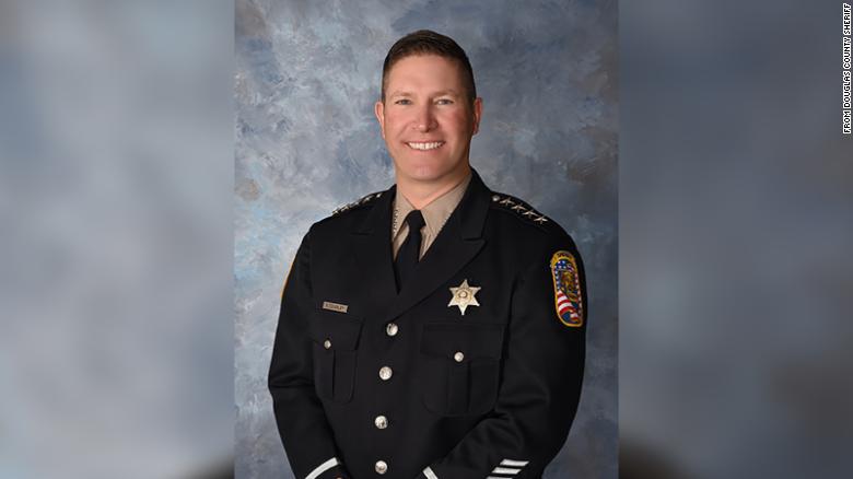 ALLgoodtome's tweet photo. #DouglasCountySheriff #DanCoverley🚨👮♂️🖕
This #sheriff said he wouldn't respond to calls at the #countylibrary, after it expressed support for #BLM😶🖕
@BLMSacramento
https://t.co/y8du2nJfqW https://t.co/zlc9KD0joD