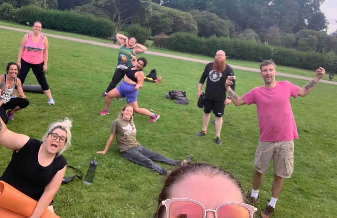 First off skates session with the gang coming out of lockdown - glad to be back! Everything is better when you're doing it together isn't it 🤗
#RIOTRIOTRIOT #sociallydistancedRIOT