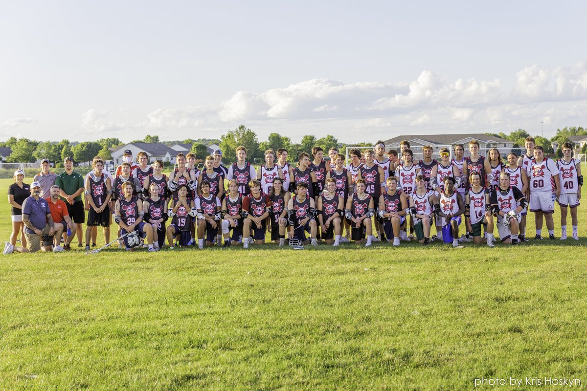 dkhoskyn's tweet photo. Our 2020 @BP_LAX Seniors had one last chance to play together tonight. The Bay Valley Lacrosse Assoc. and @sconnielacrosse hosted an inaugural Senior Send Off. S much fun to watch them all play together again! https://t.co/UaBmawlSSs
