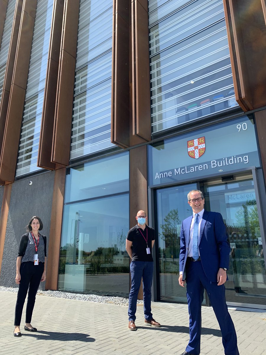 JimBethell's tweet photo. Lighthouse lab in Camb totally awesome. Feeling emotional about today’s visit. Massive contribution to fighting #covid. Pioneering innovations to improve diagnoatic speed, accuracy and capacity. Mega thanks to @AstraZeneca  @GSK  @Cambridge_Uni 

Watch my videos 👇

🧪 🔬🦠🧪💥🚀 https://t.co/g7g348Kipi