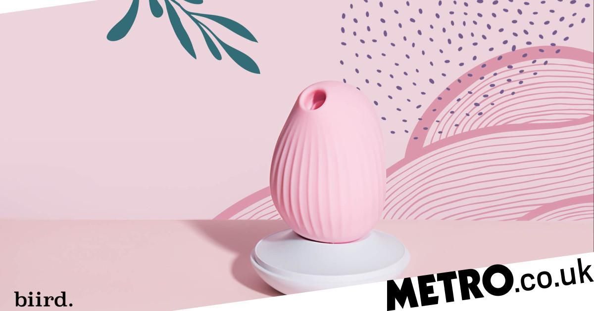 biird_co's tweet photo. Thanks @metrouk for mentioning Obii: https://t.co/w2fTFQXwjN
#Biird #Obii #ThisIsNotASexToy https://t.co/S7hvoBXNWQ