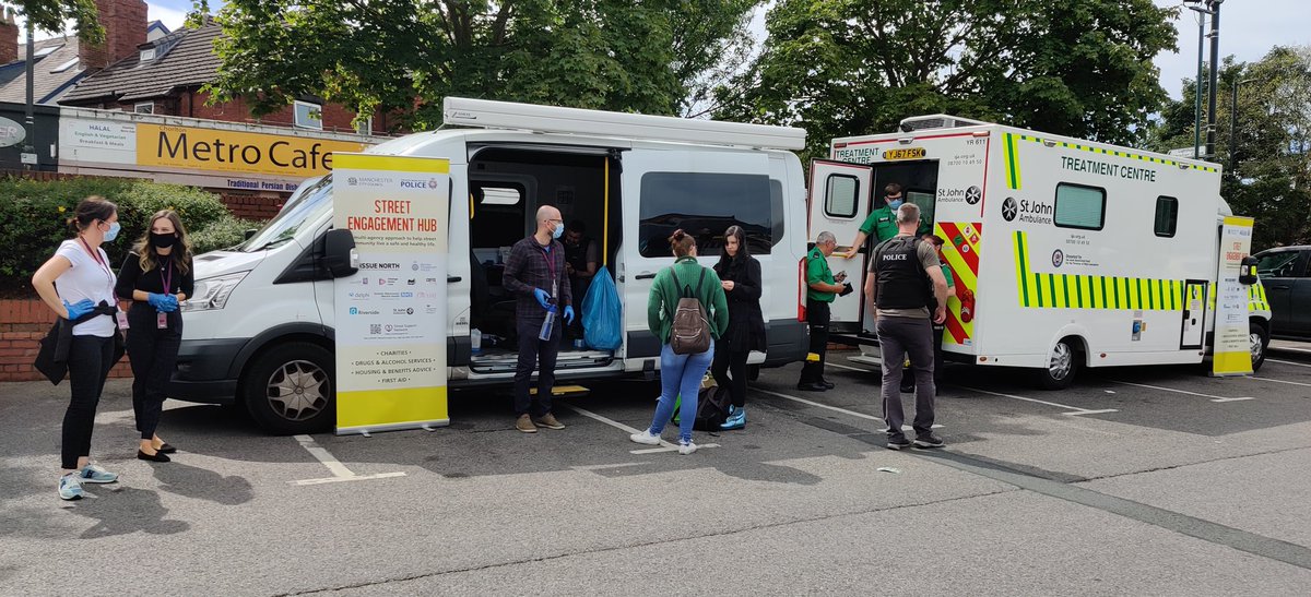 02pash's tweet photo. StreetEngagementHub @Morrisons  C.Patk Chorton today. Please send anyone begging or in need of support @grow_manchester @stjohnambulance @OnTheOut_ @Coffee4Craig @NCAlliance_NHS @ManchesterASBAT 

@GMPCityCentre @ReachOut_Com

#EndHomelessnessMcr 

#StreetEngagementTeam https://t.co/9mG6Q9pNbB