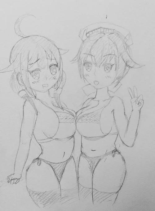勢い余ってワンドロとは別に大鯨ちゃんと迅鯨ちゃんの落書き( ^ω^ )
鯨サンドイッチ( *'艸`) 