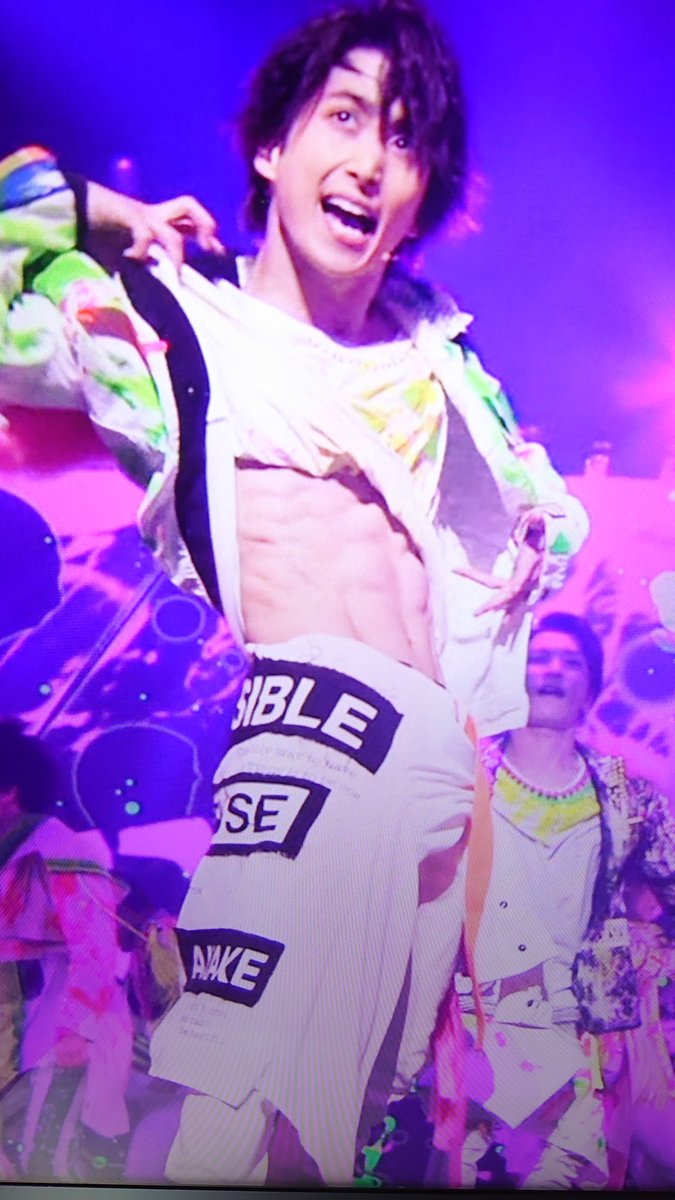 Peace 腹筋太鼓の後のメキホは 佐久間くんがren Meguroに負けず劣らずにアドレナリンとテストステロン放出してるからアカンてば 佐久間大介 滝沢歌舞伎zero Snowman 光り輝く9guys 雪の呼吸九ノ型