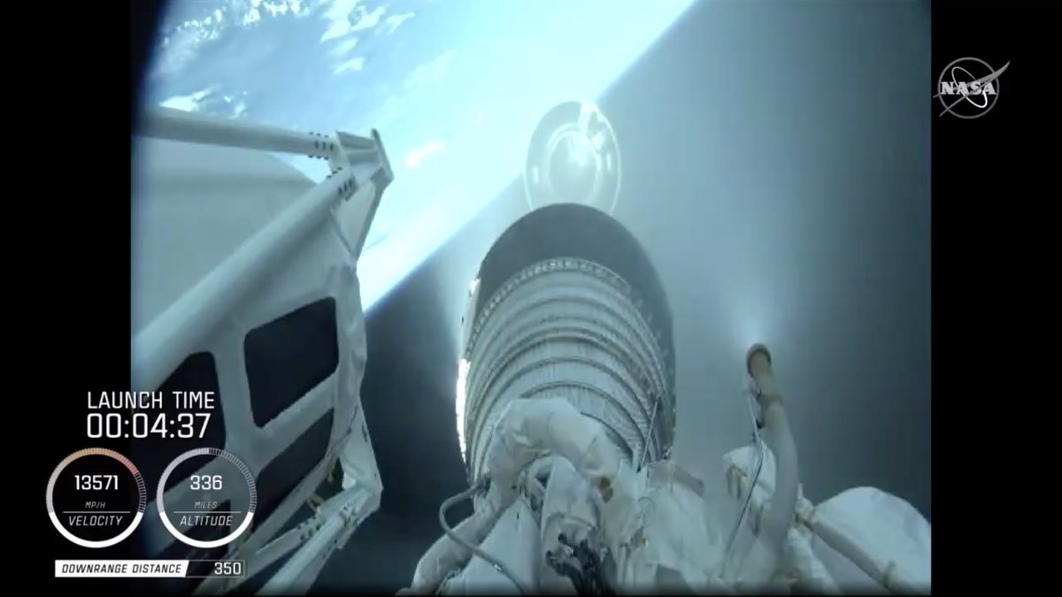 How's this for a view?  @NASAPersevere looks to be tracking perfectly.