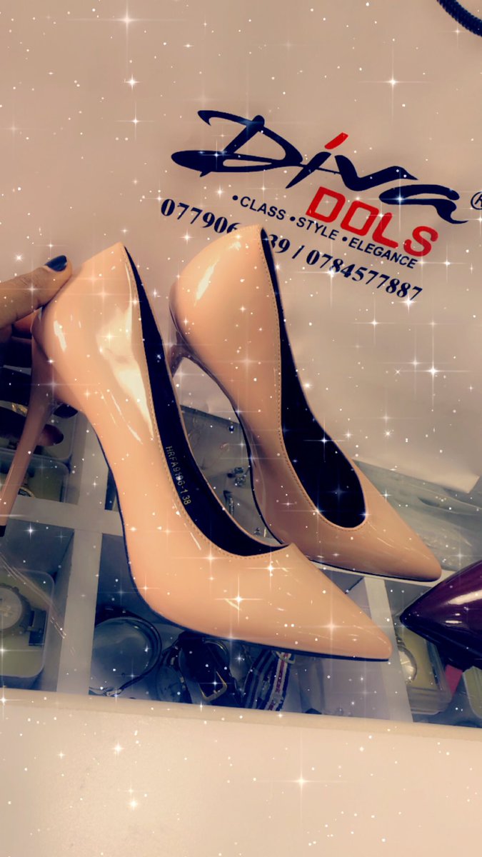 dolzstore's tweet photo. Chic heels available in nude and maroon in sizes #shoeslovers#classyheels https://t.co/X28gjwPFsN