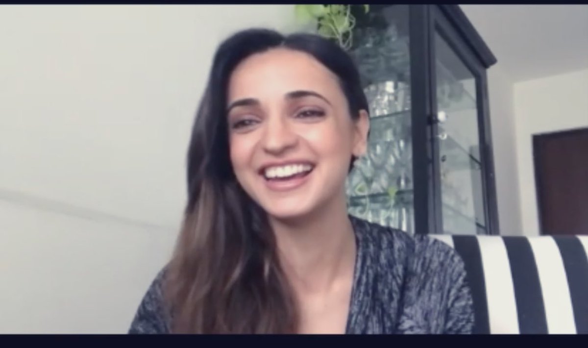 Amodeh75's tweet photo. #SanayaIrani Past 9 years we have fabulous writers who write about #arshi ... she was amazing... where she can find To read .. it she need go google.. go to Wattpad FB  Indiaforums  #india4good @chat4good @BarunSobtiSays I said we have fabulous writers who does amazing job 😍 https://t.co/RwvUNgzHIs