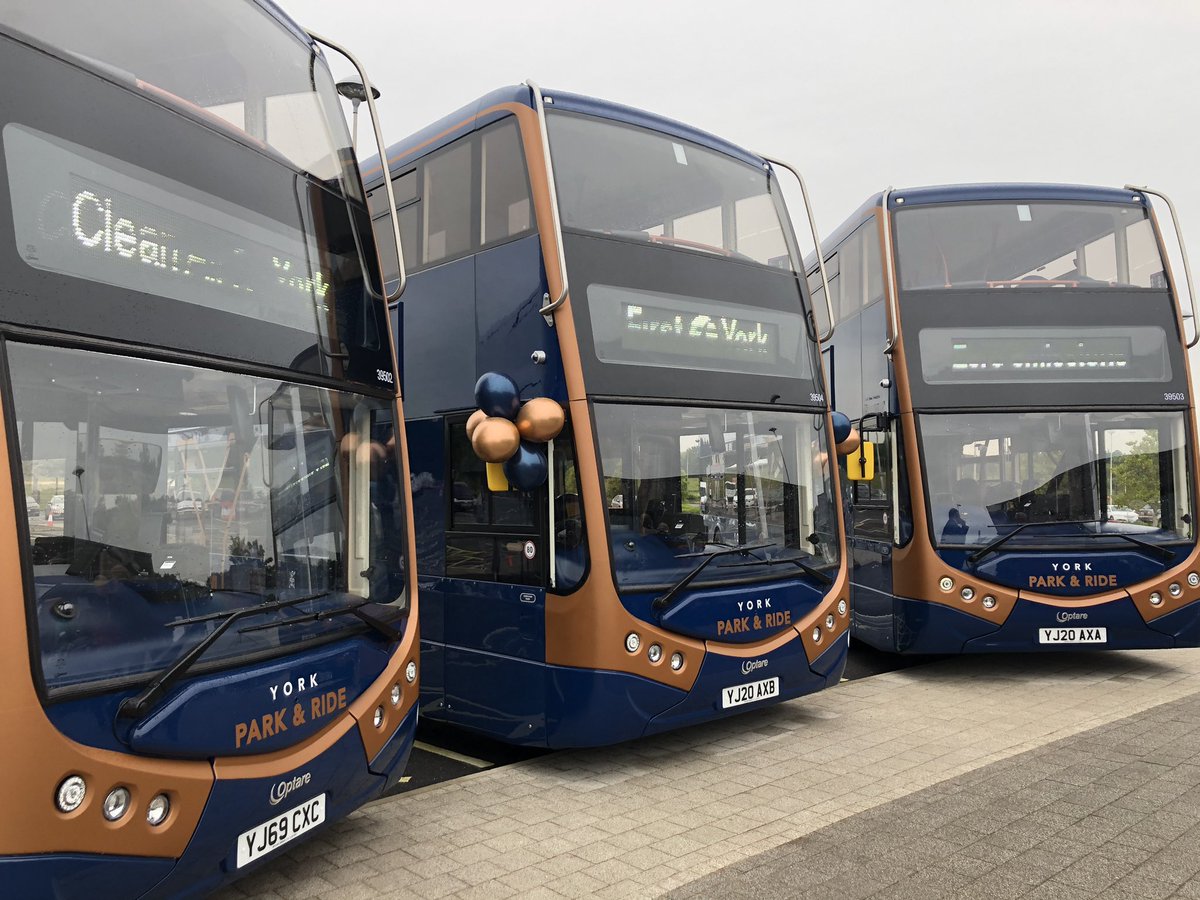 AndrewDigwood1's tweet photo. It was a pleasure to represent @YNYChamber in joining @MarcBichtemann and his @FirstYork colleagues, together with representatives of @Optaregroup this morning to celebrate the launch of the country’s largest all-electric Park & Ride #bus fleet in #York. #MakeTheSwitchYork https://t.co/BFyIkLyoUo