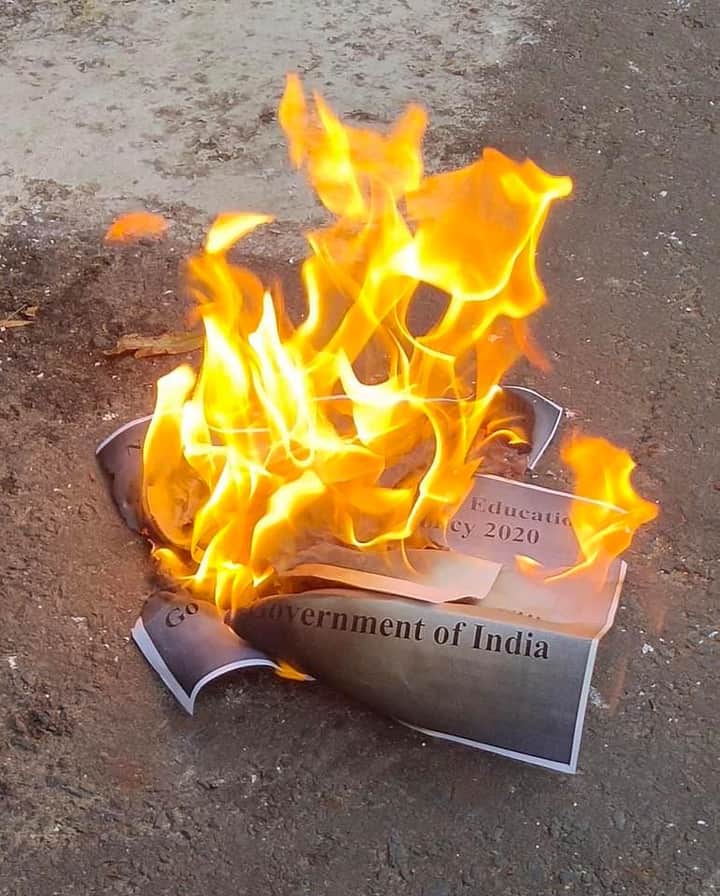 ArjunRoy93's tweet photo. #RejectNEP2020 https://t.co/HCSjuF6KMu