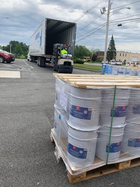 ApiSmartcoat's tweet photo. Another Truckload of anti-condensation coatings! Grafotherm in demand even though the COVID 19 pandemic continues unabated. https://t.co/YyDi0VdUAM