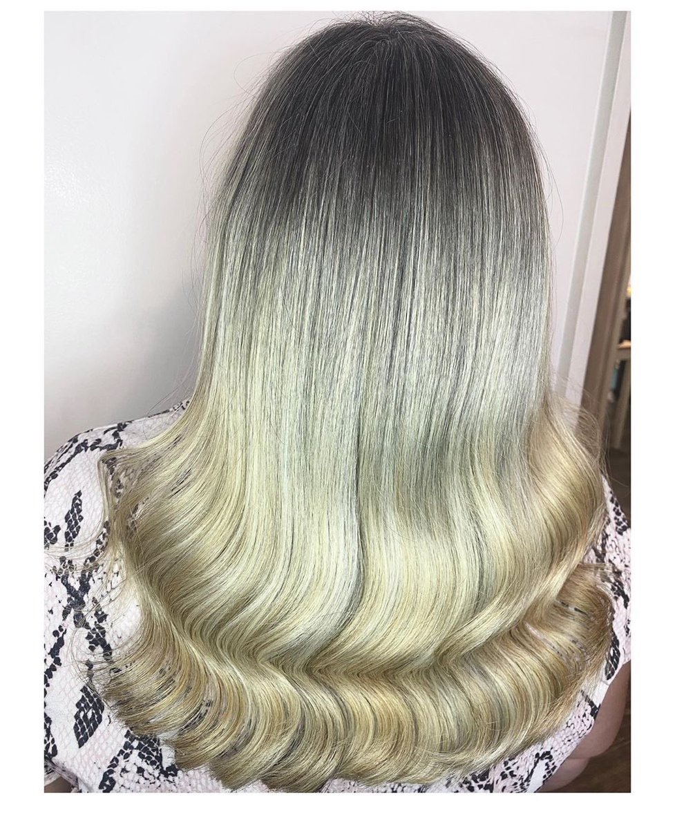 BalmainHairUK's tweet photo. ICED VANILLA
Incredible colour correction by @locksandlashesbydaniella using Balmain Hair Couture Couleurs Couture hair colour. Styled with Balmain Hair Couture styling products.
#BALMAINHAIRCOUTURE #COULEURSCOUTURE #HAIRCOLOUR #BLONDE #ICEDVANILLA #COLOURCORRECTION https://t.co/8ZAovGC8KF
