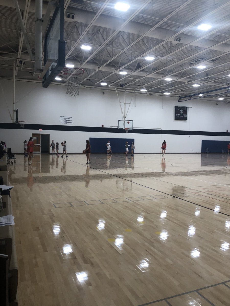 Coach_D_Lawler's tweet photo. Final Day 4 of @hudwbb camp! It is class color day! We have 1 on 1, 3 on 3, shooting! Outside we have @PGCbasketball soccer goalie footwork and agility drill!!
#HCER! #HUDBUCKETS!
#thanksforcomingladies!
#Greatweekofhoops! https://t.co/llOHSyIQup