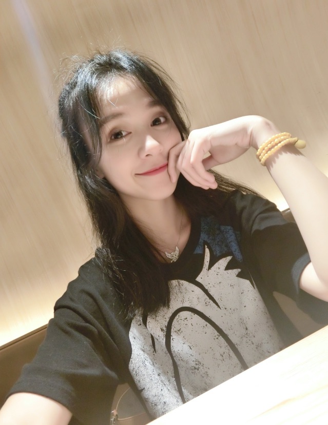 aphto3's tweet photo. 于青秀（網絡紅人）
想看更多人物相關照片、微博、Instagram
點擊下面連結
https://t.co/sHCLH1s0g3
#于青秀 #美少女 #網紅 #pretty #明星 #藝人 #aphto #阿圖 #kellypreston #albabaptista #nicolapeltz #amberheard #anadearmas #katherinelangford https://t.co/xCmMKsDXo5