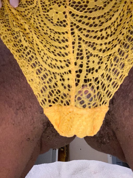 1 pic. Lace Yellow panties fit Perfect 👌 ! Enjoy my new update  and Buy a pair of my sexy panties https://t