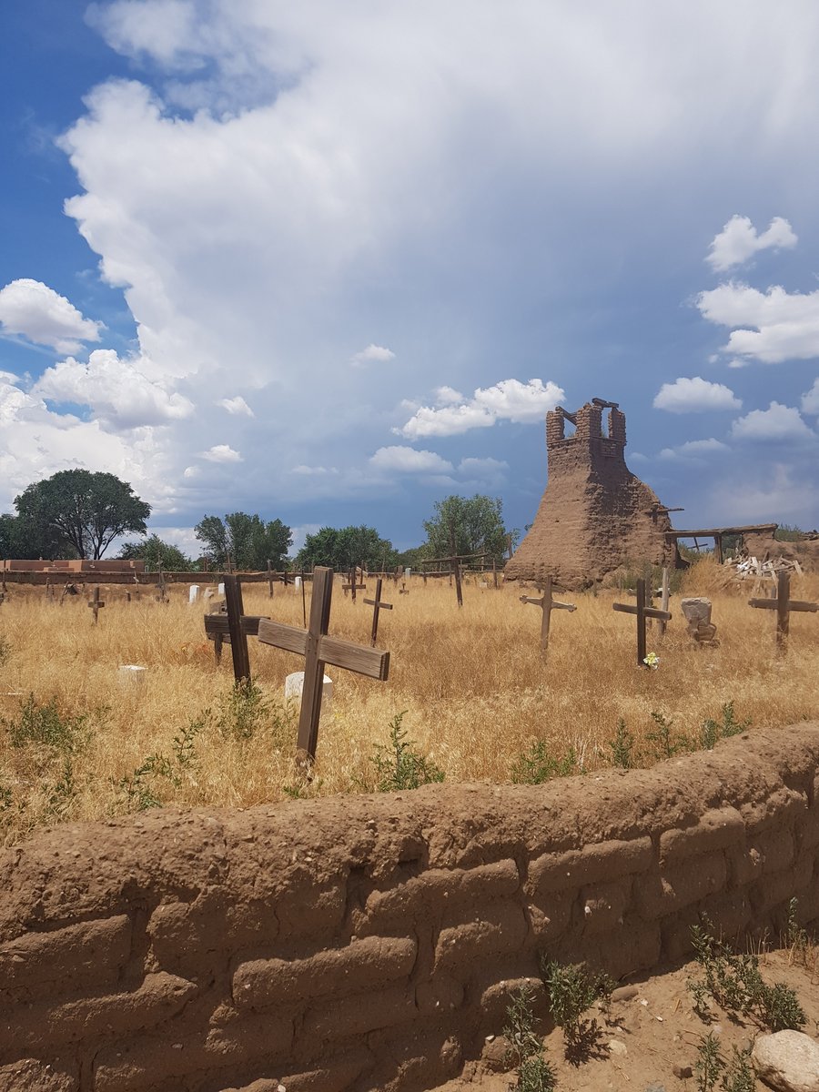 19/07/30A morning exploring Taos Pueblo, followed by an afternoon and evening painting the Rio Grande Gorge Bridge. @505Nomad #MLB  #DiamondsOnCanvas  #AndyBrown