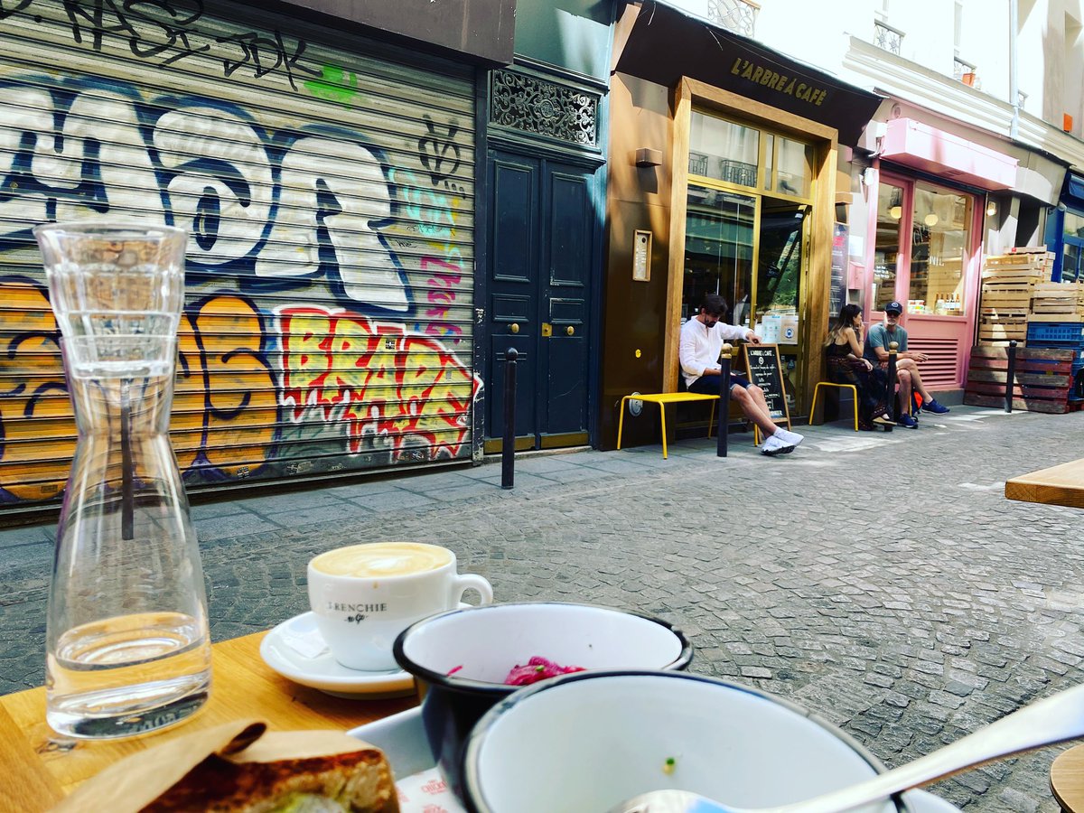 timbales's tweet photo. Good to be back at the Place de #Kyoto (Protocol) in #Paris (Agreement) on a #bike in a #sustainableTee #KnowledgeCotton 🚲 🦉 👼 🌎 ☕️ 🥪 https://t.co/JX70Y4ZaOz