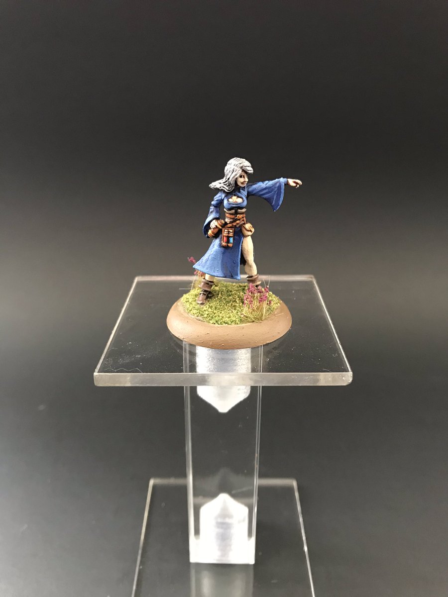 Travis_Fauber's tweet photo. @kimarne79 The piece is from @reapermini & is called #Juliette #Wizard SKU #03547. The single flyer riser is from @AxeNshield. #ttrpg #rpg #dnd #dbd5e #dungeonsanddragons #miniature #painting #art #goblinpaint #fun https://t.co/FNLFRy2Wug