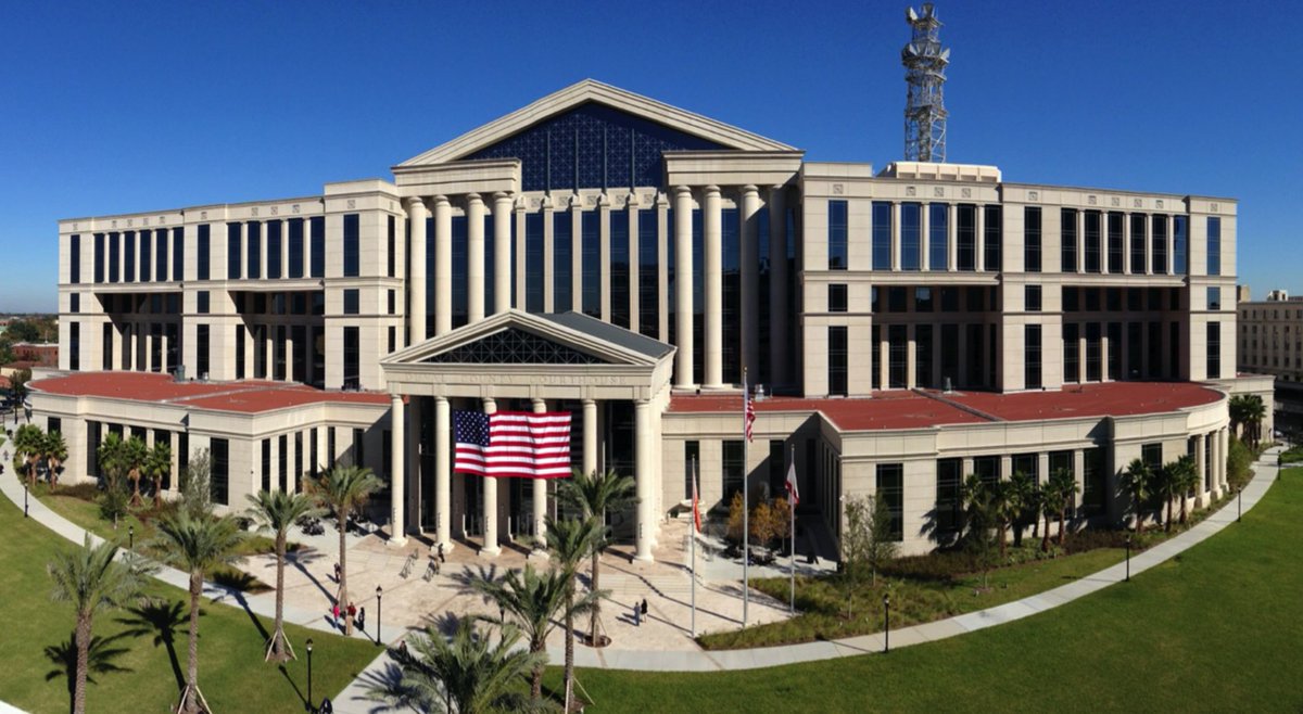 GoTukn's tweet photo. Lawyers in Downtown Jax, Riverside or San Marco, we are looking to collaborate with you to be your shuttle service to the courthouse. Reach out to our Chief Tuk’n Officer, Steph Dale, at hello@gotukn.com OR (904) 322-8444 option 1.
Safe, secure & reliable!
#gotukn #tuknride https://t.co/Qhbg1MGJMn