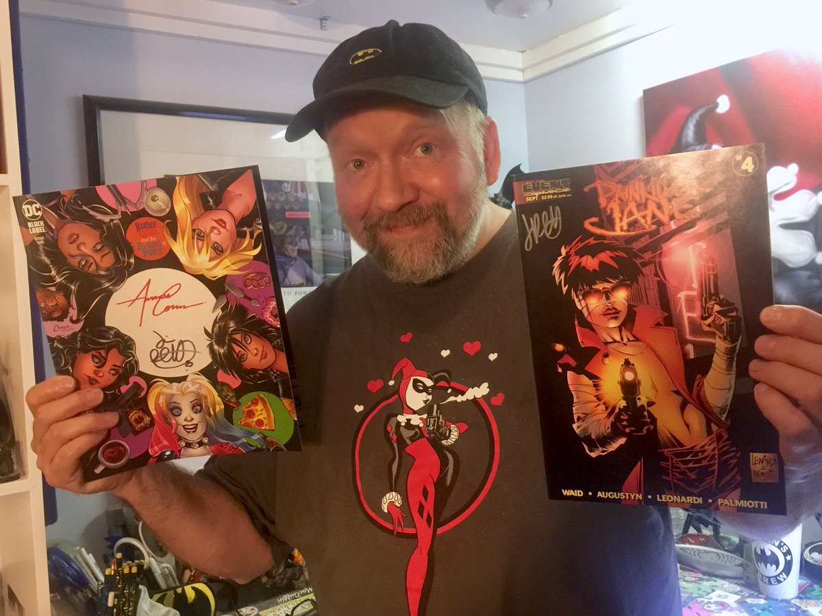 linworkman's tweet photo. My wife Nicki is AWESOME! She ordered me this Batastic signed copy of #harleyquinn & #thebirdsofprey comic by @AmandaRantsAlot & @jpalmiotti - it came with an autographed copy of #painkillerjane by Jimmy, too! Happy to add them to my collection in the Batcave. #amandaconnerart https://t.co/gguQ0IT1DD