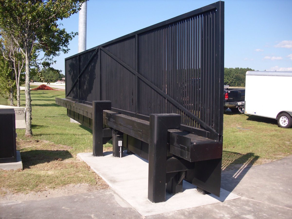 TuscoInc's tweet photo. Beam barriers are available in both crash and non-crash rated models. Non-rated models are an effective solution for basic vehicular access while crash rated models provide high security in tight areas where traditional slide or swing gates may not have adequate room to function. https://t.co/FQCCNsKtft