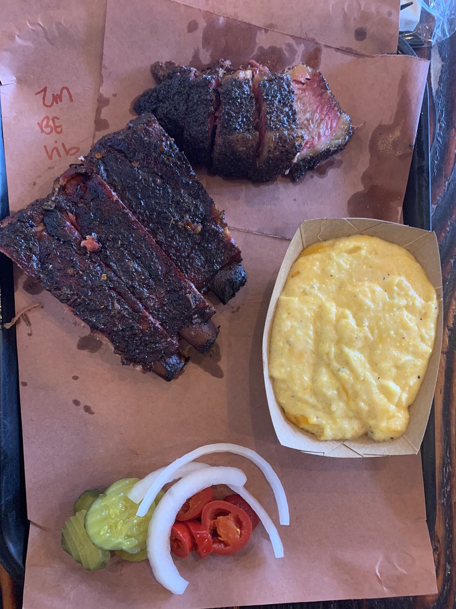 JasonOShell's tweet image. Believe the hype! @eviemaesbbq is the real deal. Brisket burnt ends and pork ribs with green chili grits was perfect. Look at that smoke ring!!💨