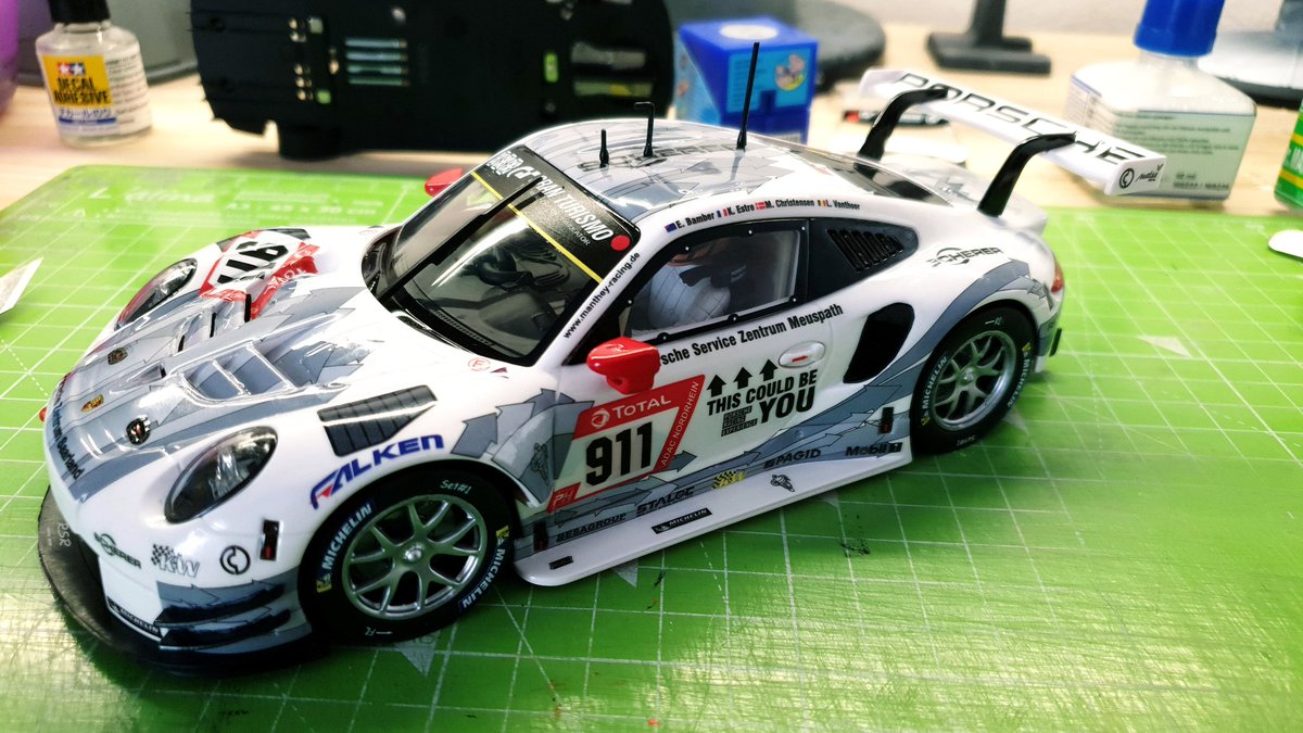 CarreraDigiFan's tweet photo. A few more details than it's finished! 😍

#Slotcar #Slotcars #CarreraDigital #CarreraDigital124 #Porsche911RSR #Grello #White #Manthey #Racing #WorkinProgress #WiP #DoItYourself #DIY #Selfmade #CarreraDigitalFan #CDF #CDFWerkstatt #CDFGarage https://t.co/DtXY3X3EWi