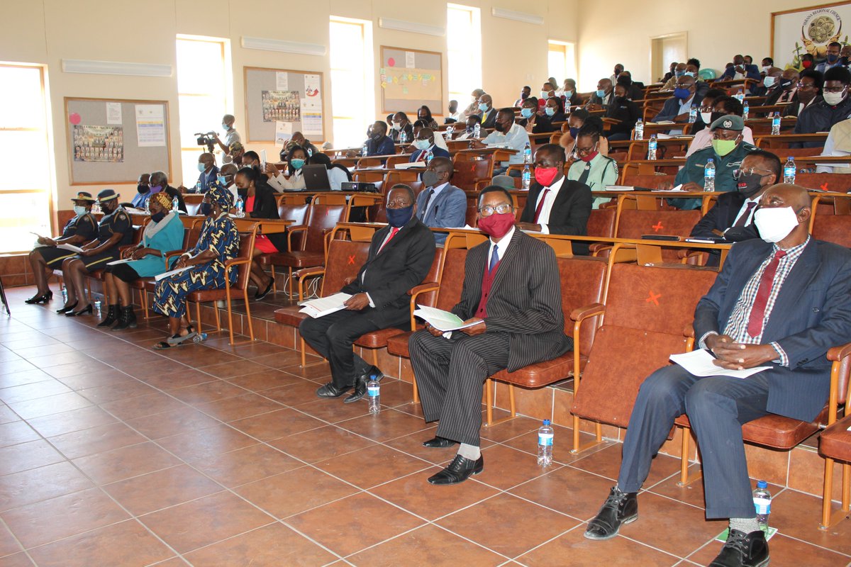 OshanaRC's tweet image. #SORAHighlights #FullReport@www.oshanarc.com 

The Office of the Regional Governor has supported 11 Youth Income Generating Projects  at a cost of N$550,000.00. Each constituency is supported with N$50,000.00 and more than 33 jobs were created for the young people in the region.