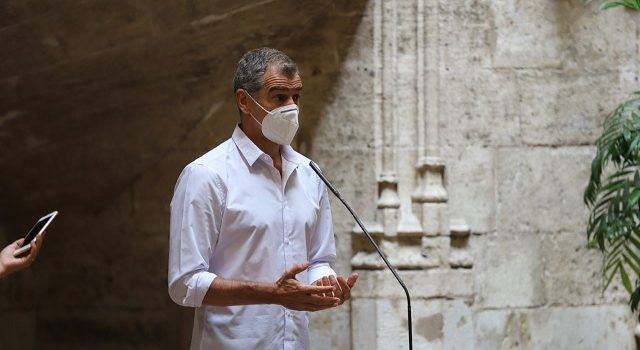 cvpressoficial's tweet image. #Política | @Tonicanto1 (@CsCValenciana)  propone una campaña de concienciación dirigida a los jóvenes para impedir la propagación de contagios a los mayores.

capitalradiocv.es/canto-propone-…