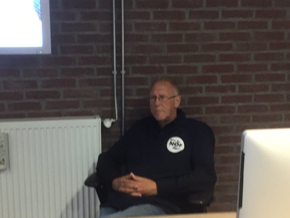 klaasagricola's tweet photo. Vandaag op maatschappelijke stage bij omrop RTV NOF.
Reportage gemaakt in Walterswald bij de nieuwe pachters van dorpshuis “De Nije Warf”. Veel geleerd vandaag over het verzamelen en brengen van  het actueel nieuws uit de regio. https://t.co/pLd4egxnbE