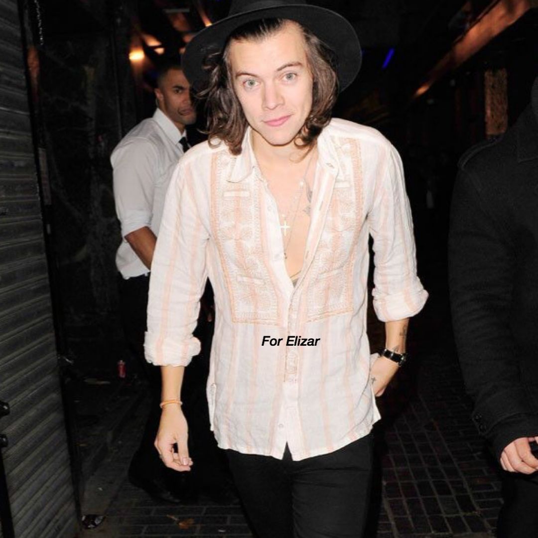 eIisworld's tweet image. Ciao Elizar, no non ci vedi doppio, siamo proprio io e te.
So che sei triste in questo periodo ma spero che questo piccolo pensiero da parte di tutti possa rallegrarti. 
Sorridi che in molti ti vogliono bene

@elizarhuber @nikolajmiller