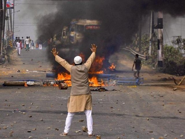 VickyRa45661951's tweet photo. #मुसलमान_पर_अत्याचार_बंद_करो

Some Images of Musliman par atyachar🙄 https://t.co/dZcV3SeMtk