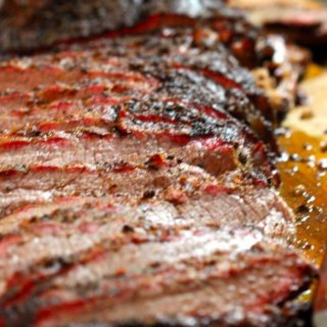 cheque_on78's tweet photo. Rub ✅
Smoked ✅
Rested ✅
Sliced and ready to go✅
@dirty_smokers #BBQ #smoke #brisket https://t.co/hkk1lEbQOO