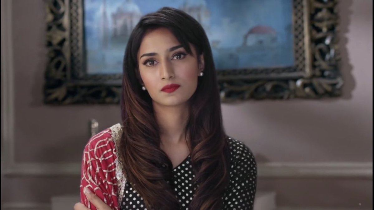 stanejf's tweet photo. #Prelika
#Prerna-โMei jaanthi Hoo Tum Kyaa yaadh dilanae ki Koshish ki Hei Komolika,Boolnae wali tho mein Bhi Nahi hoon,kaisae tumnae Meri Zindagi barbaad kiheiโ
Who else can understand the evil intentions of Komo other than #Prerna
#EricaFernandes ๐ฅ
#KasautiiZindagiiKay https://t.co/BOnyROq7WZ