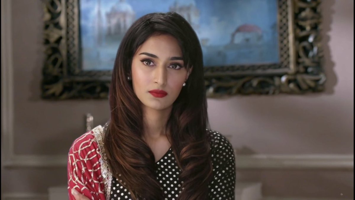 stanejf's tweet photo. #Prelika
#Prerna-โMei jaanthi Hoo Tum Kyaa yaadh dilanae ki Koshish ki Hei Komolika,Boolnae wali tho mein Bhi Nahi hoon,kaisae tumnae Meri Zindagi barbaad kiheiโ
Who else can understand the evil intentions of Komo other than #Prerna
#EricaFernandes ๐ฅ
#KasautiiZindagiiKay https://t.co/BOnyROq7WZ