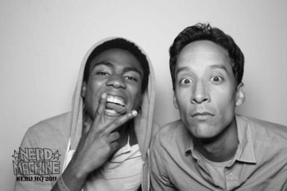 troy and abed in the moOOoorning